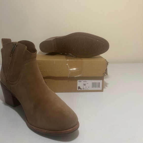 Ugg Cowboy Ankle Boots Tan - Picture 2 of 3